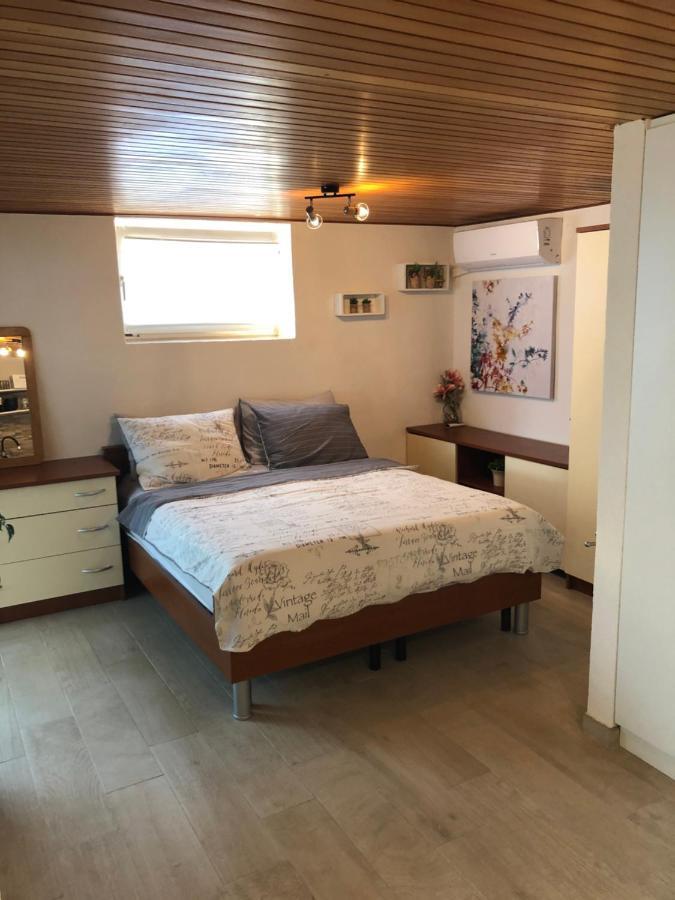 Casa Hortensia Нивице Екстериор снимка